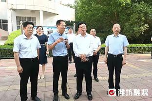 开始有明星来了！林志颖、何猷君现身索伯P房探望周冠宇